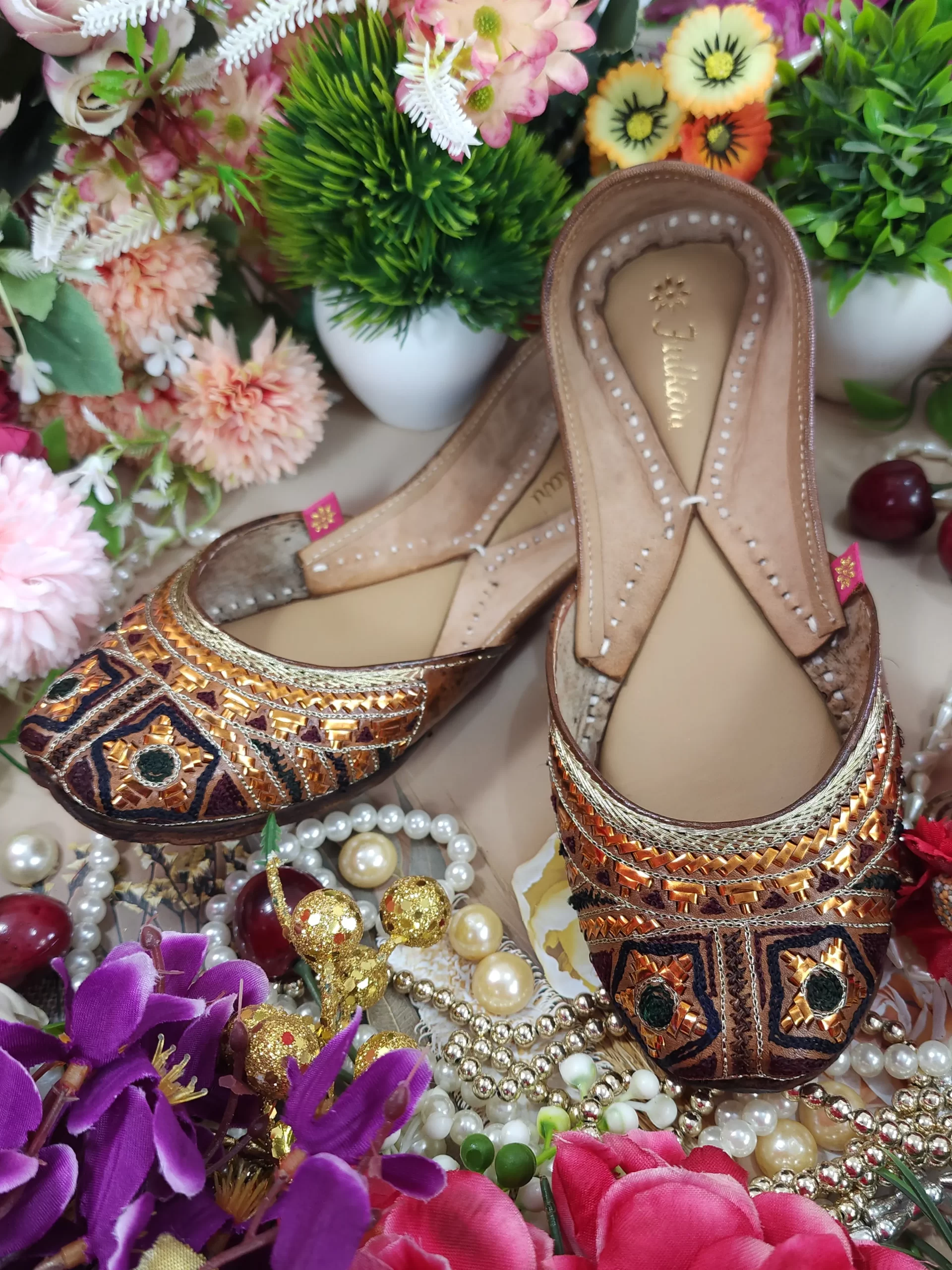 mehak tan gold mehak tan gold