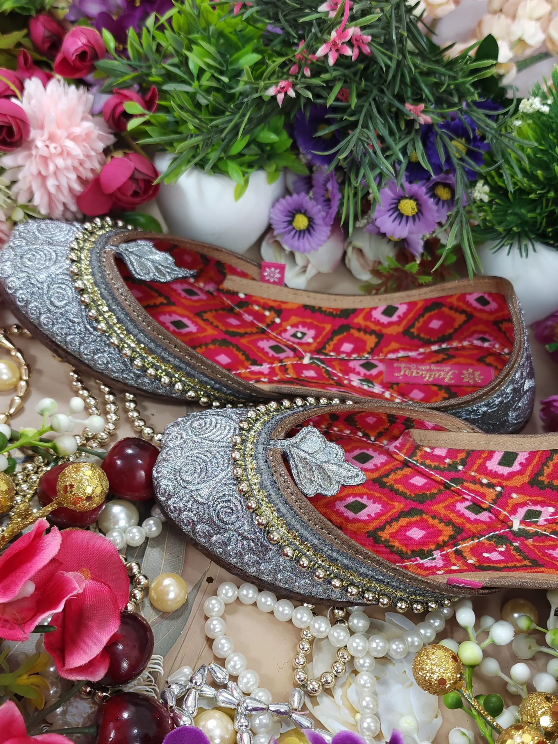 leaf payal gunmetal silver leaf payal gunmetal silver