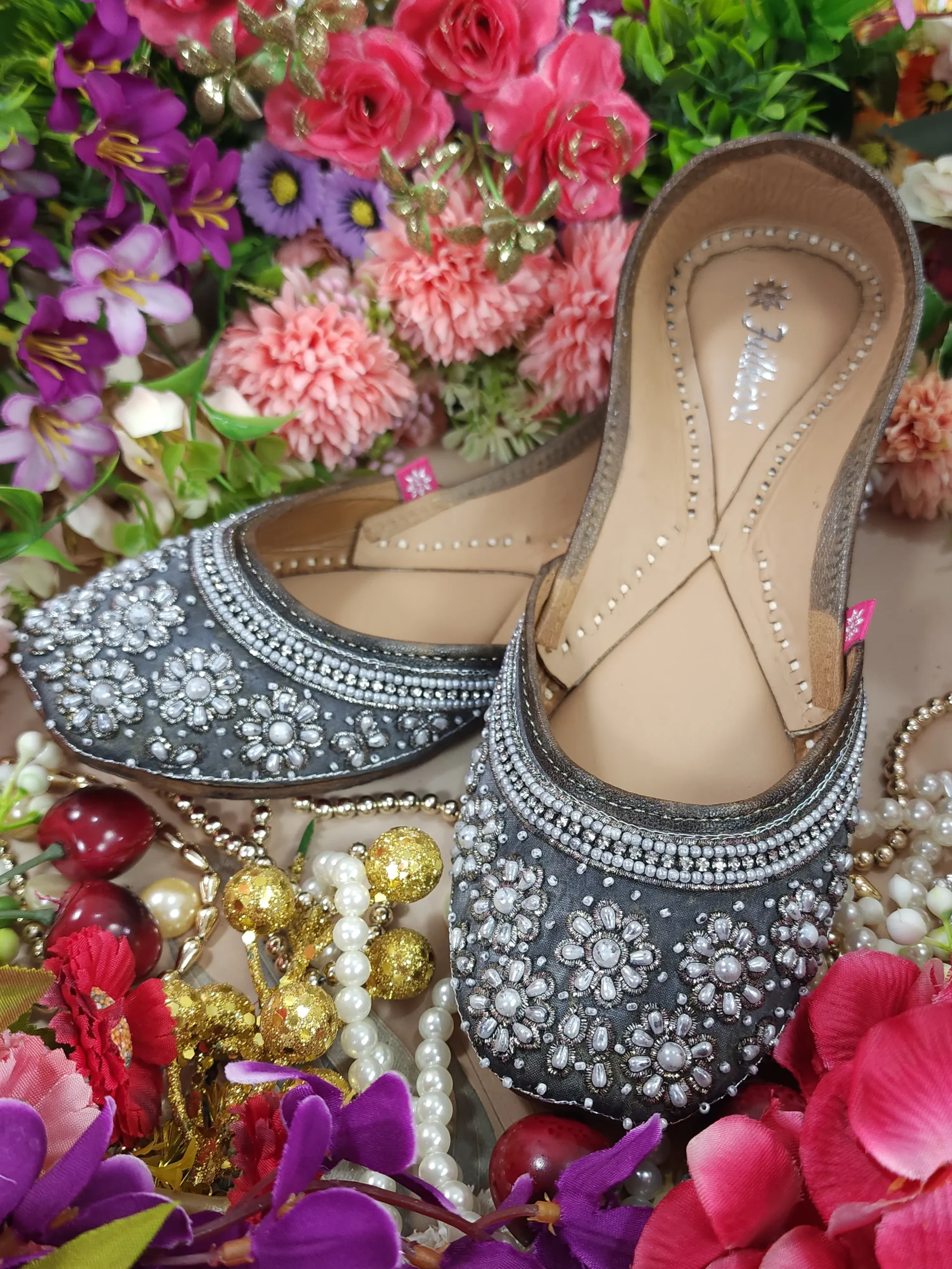 surahi beads saloni gunmetal silver surahi beads saloni gunmetal silver