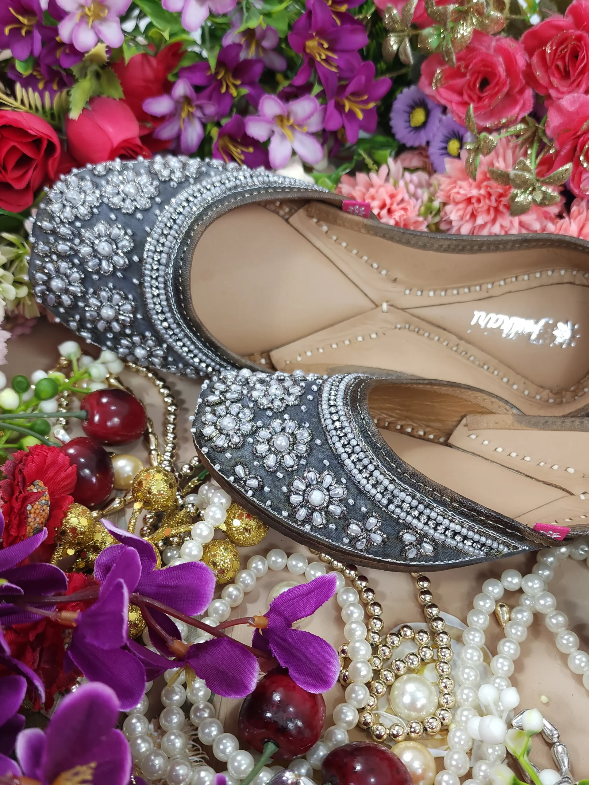 surahi beads saloni gunmetal silver surahi beads saloni gunmetal silver