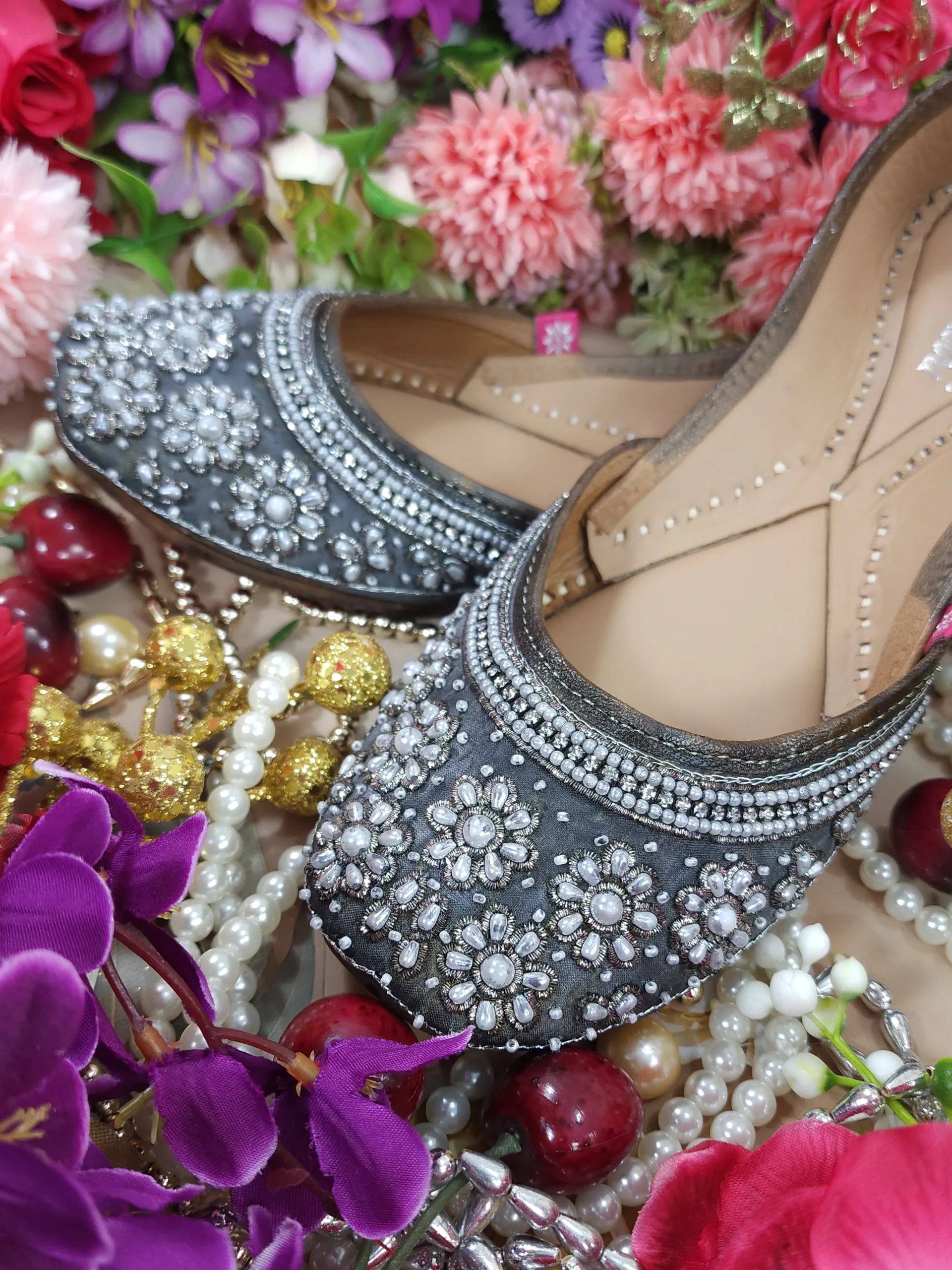 surahi beads saloni gunmetal silver surahi beads saloni gunmetal silver