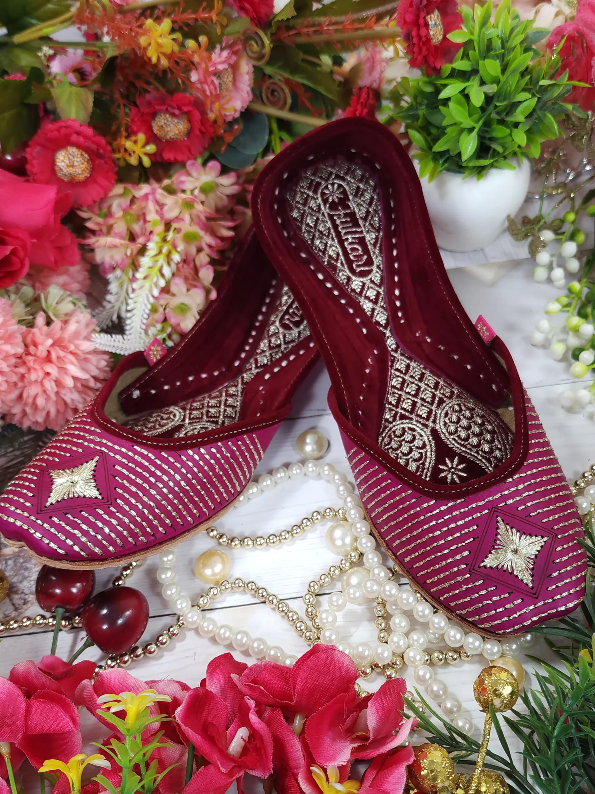 sunshine leather gold zarri embroidered magenta gold semi casual magenta gold sunshine leather gold zarri embroidered magenta gold semi casual magenta gold