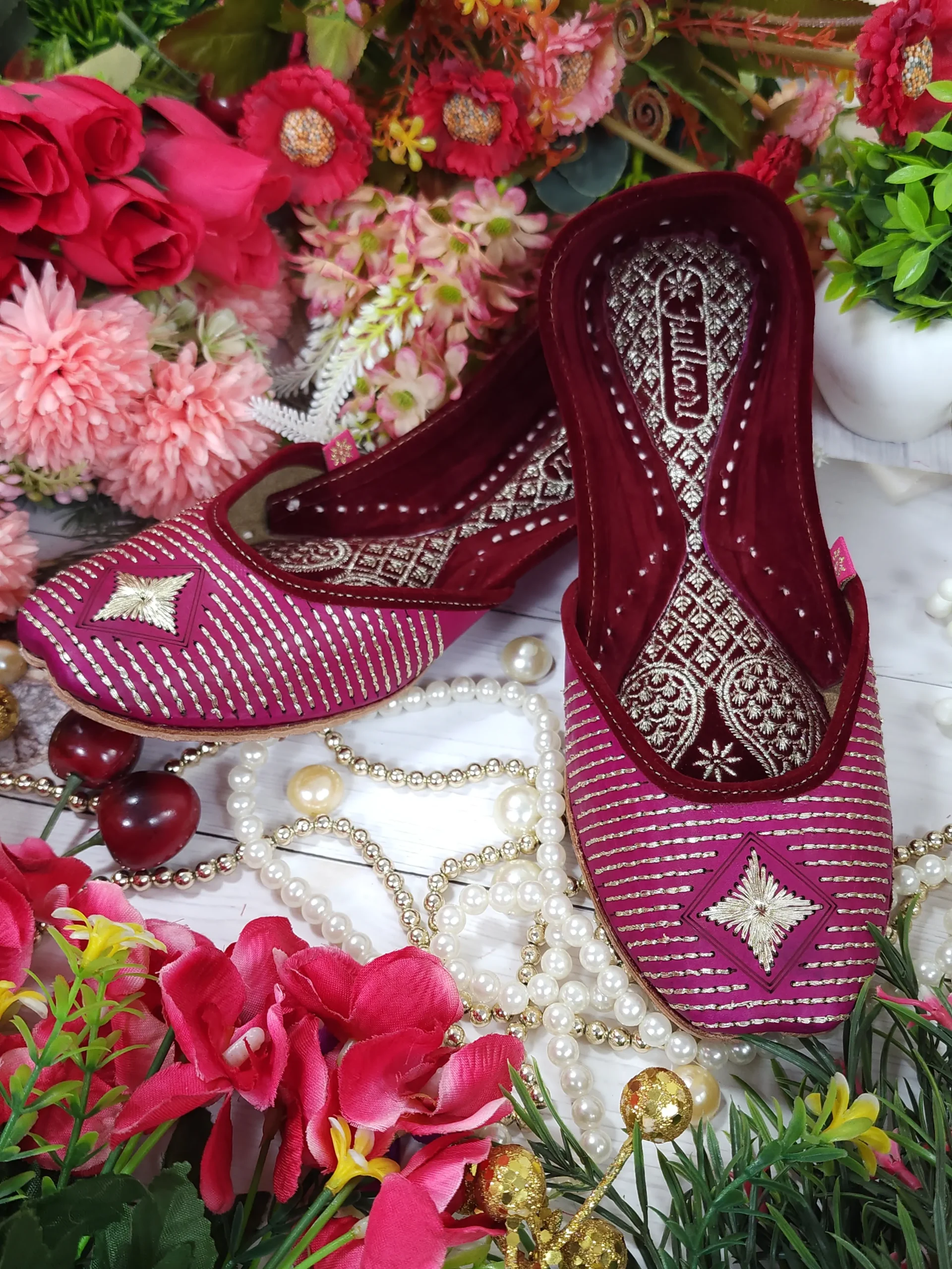 sunshine leather gold zarri embroidered magenta gold semi casual magenta gold sunshine leather gold zarri embroidered magenta gold semi casual magenta gold