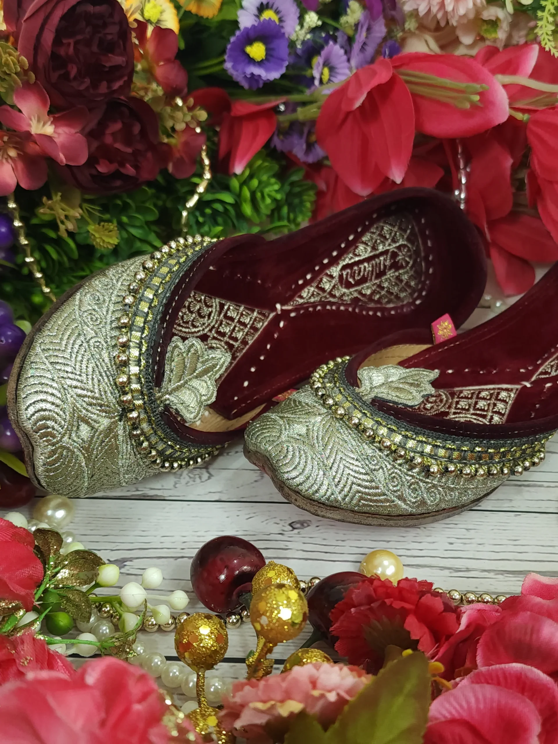 leaf gold antic gold leaf gold antic gold