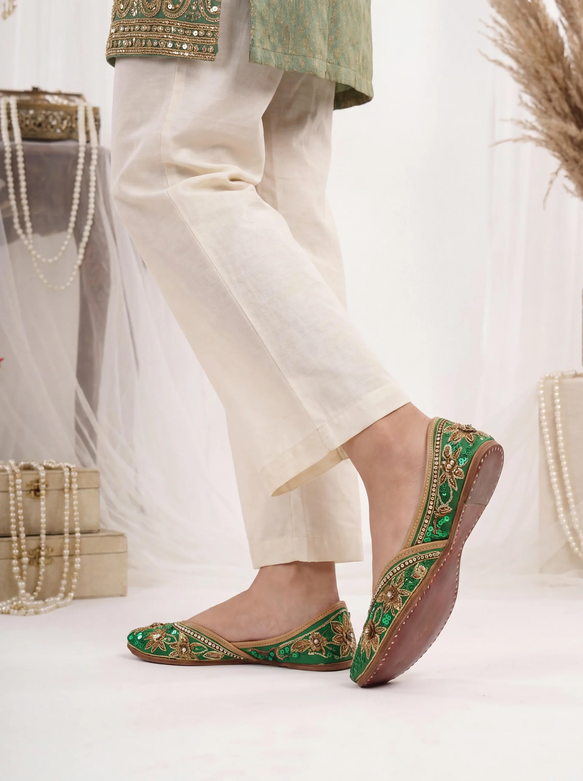 1750 green gold copper mdn 01 1750 green gold copper mdn 01