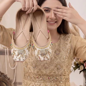 1758 beige mdn 09
