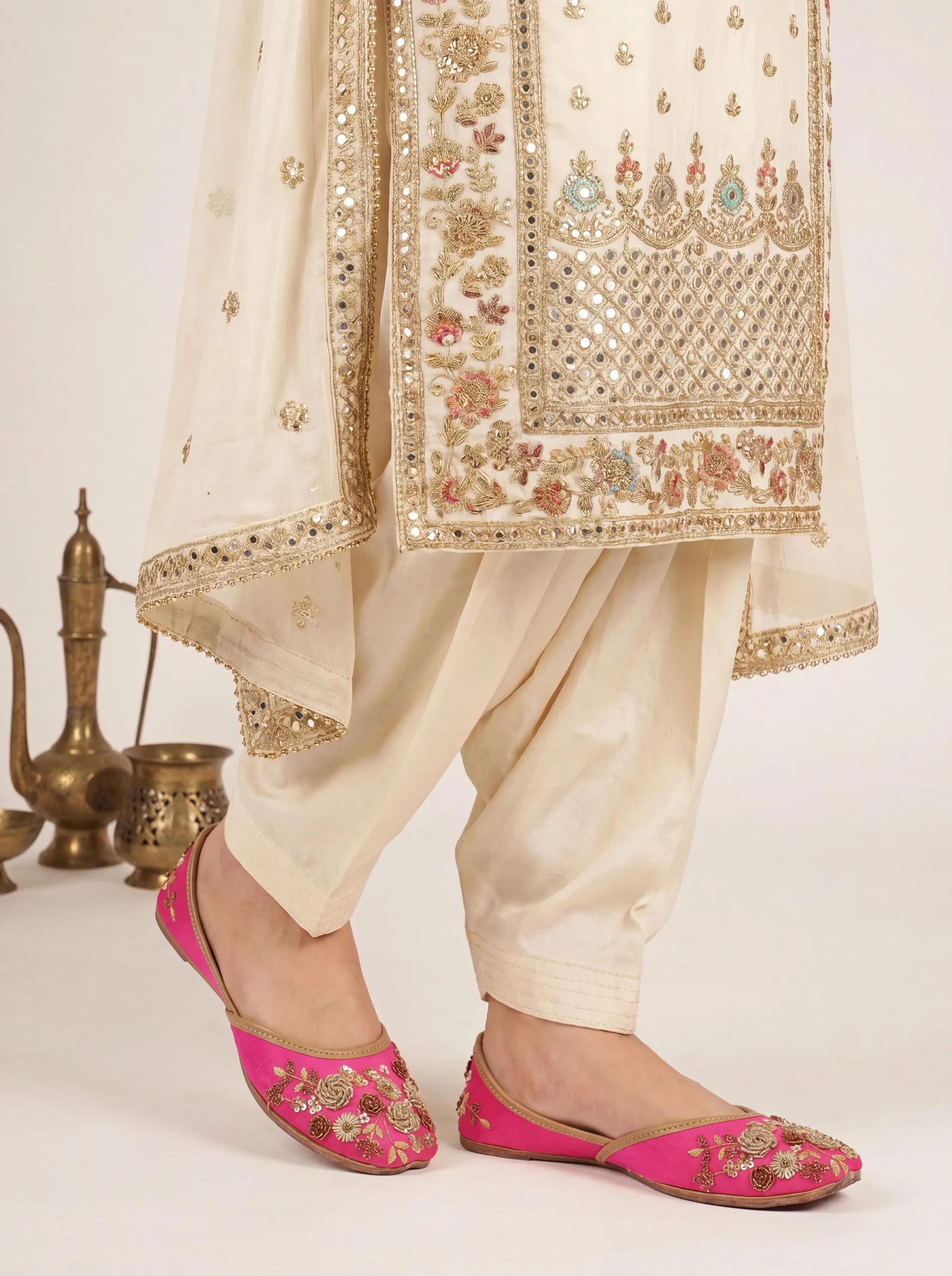 2301 magenta gold md 01 2301 magenta gold md 01